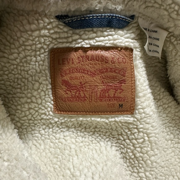 Levi’s jean jacket men’s - Picture 2 of 4